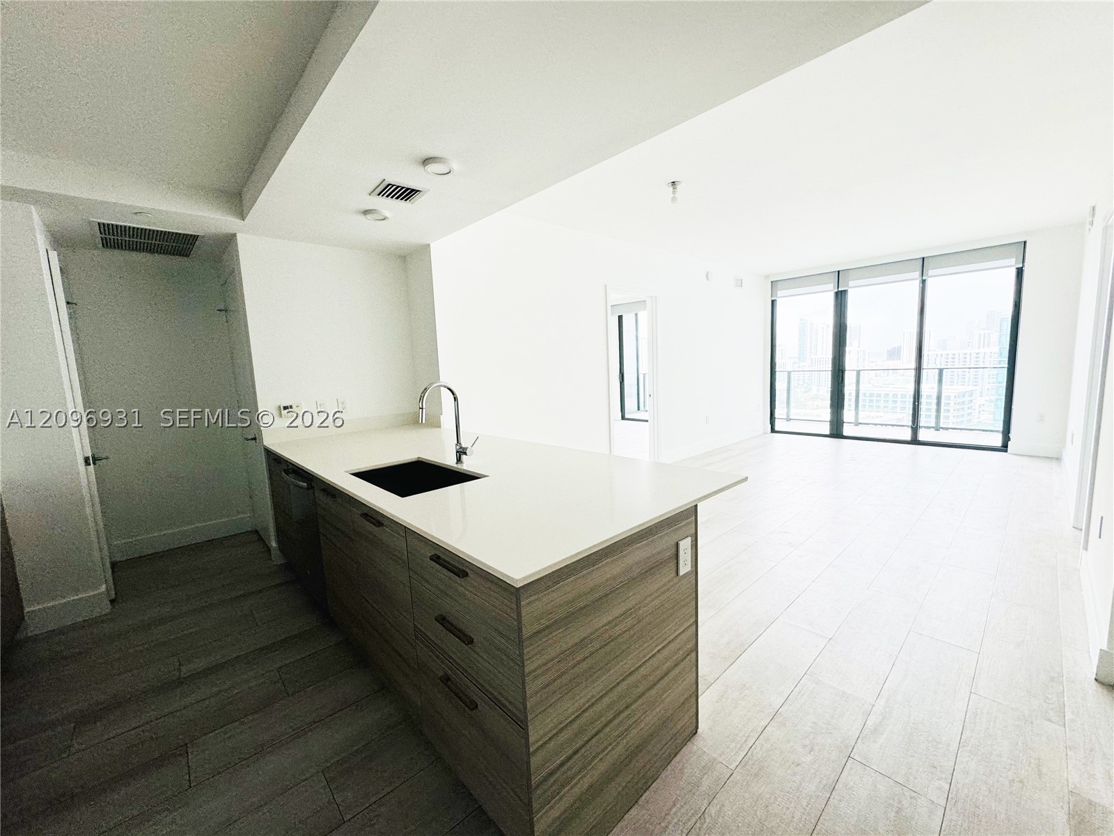 121 NE 34th St #2302, Miami FL 33137