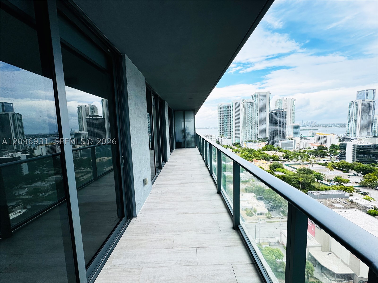 121 NE 34th St #2302, Miami FL 33137