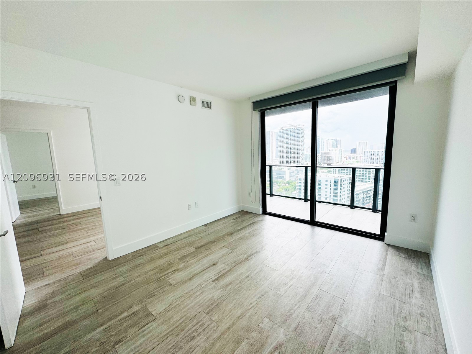121 NE 34th St #2302, Miami FL 33137
