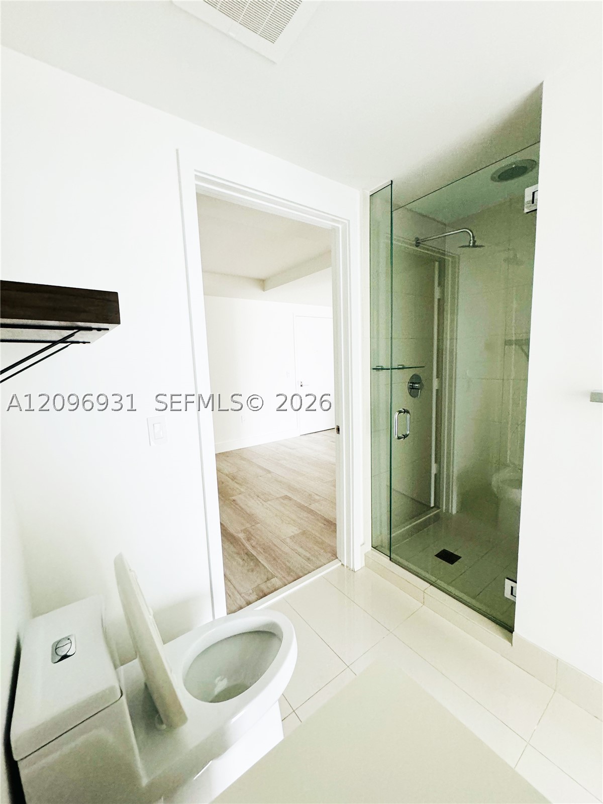 121 NE 34th St #2302, Miami FL 33137