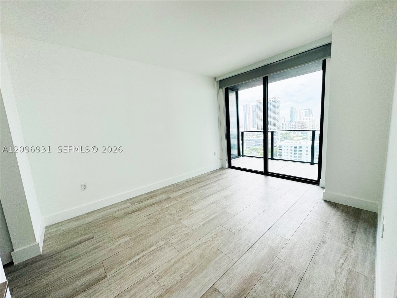 121 NE 34th St #2302, Miami FL 33137