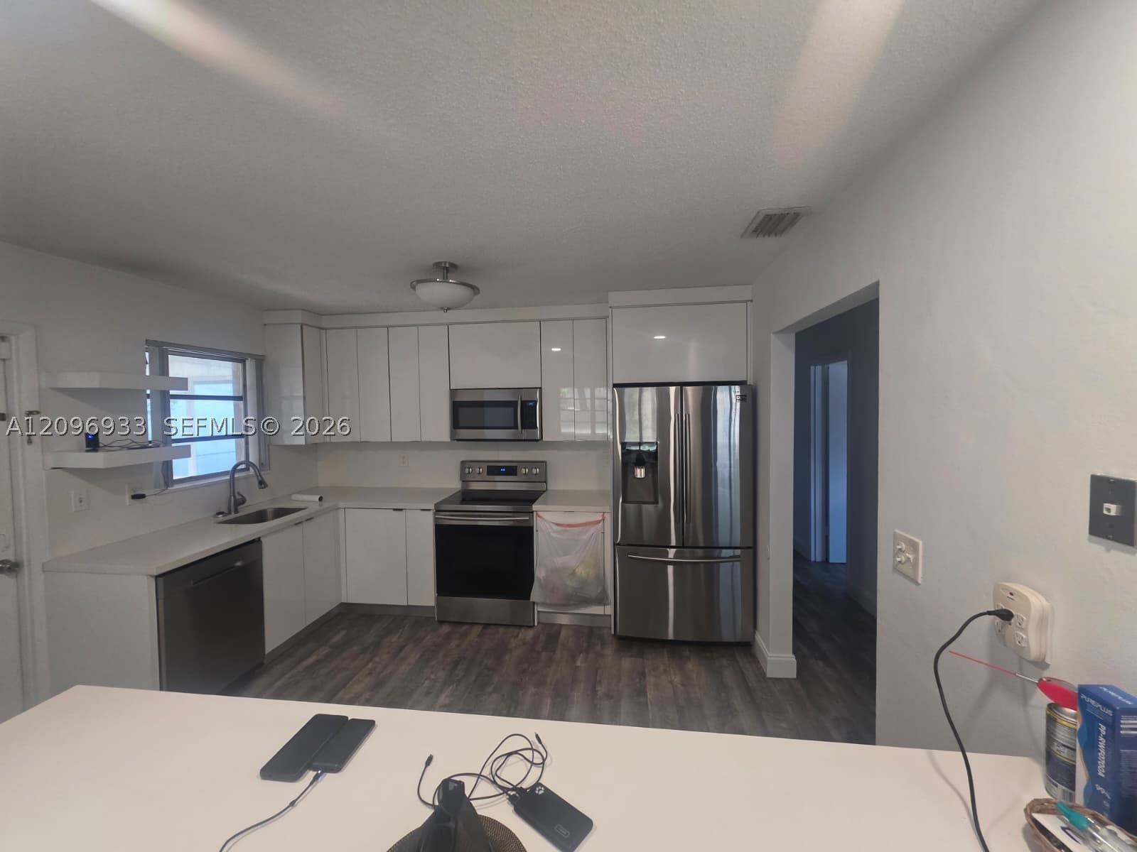 5869 SW 34th St, Miami FL 33155