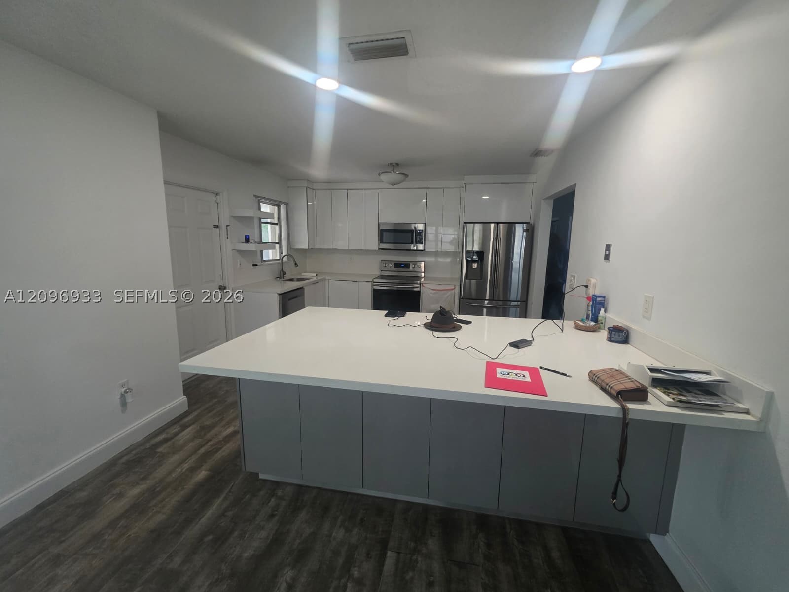 5869 SW 34th St, Miami FL 33155