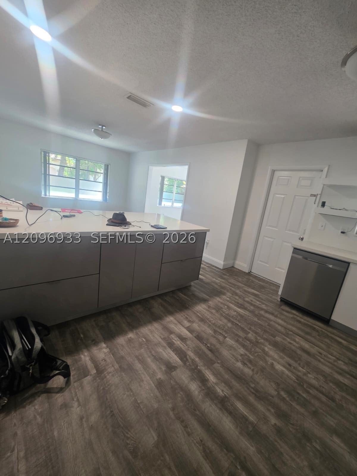 5869 SW 34th St, Miami FL 33155