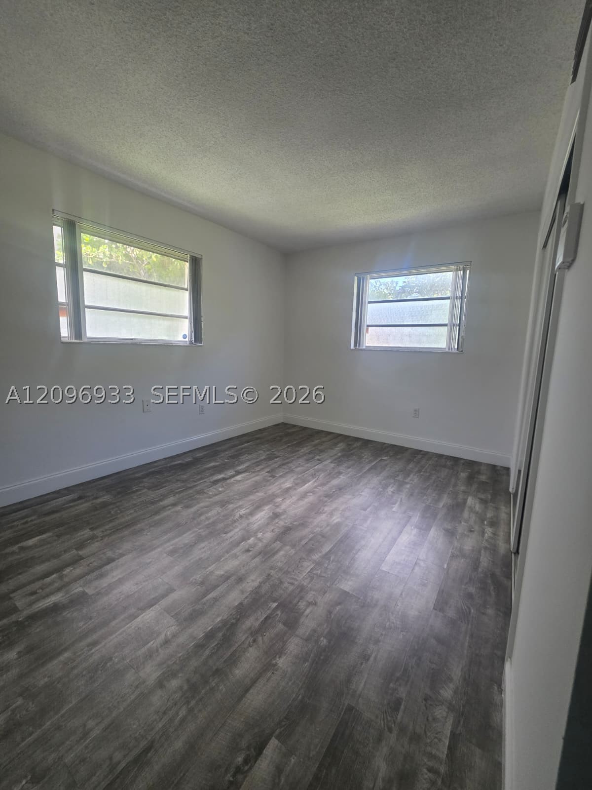 5869 SW 34th St, Miami FL 33155