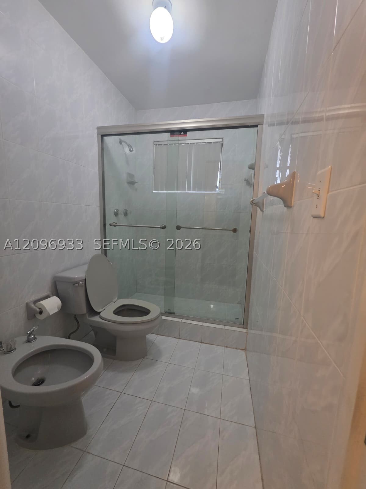 5869 SW 34th St, Miami FL 33155