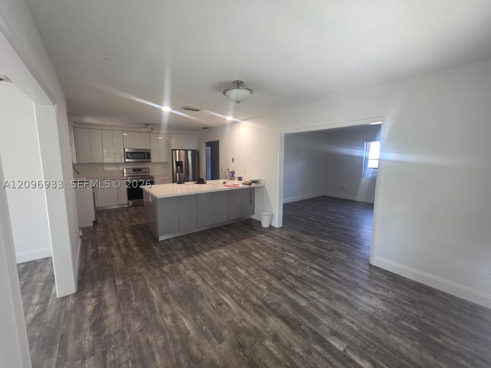 5869 SW 34th St, Miami FL 33155