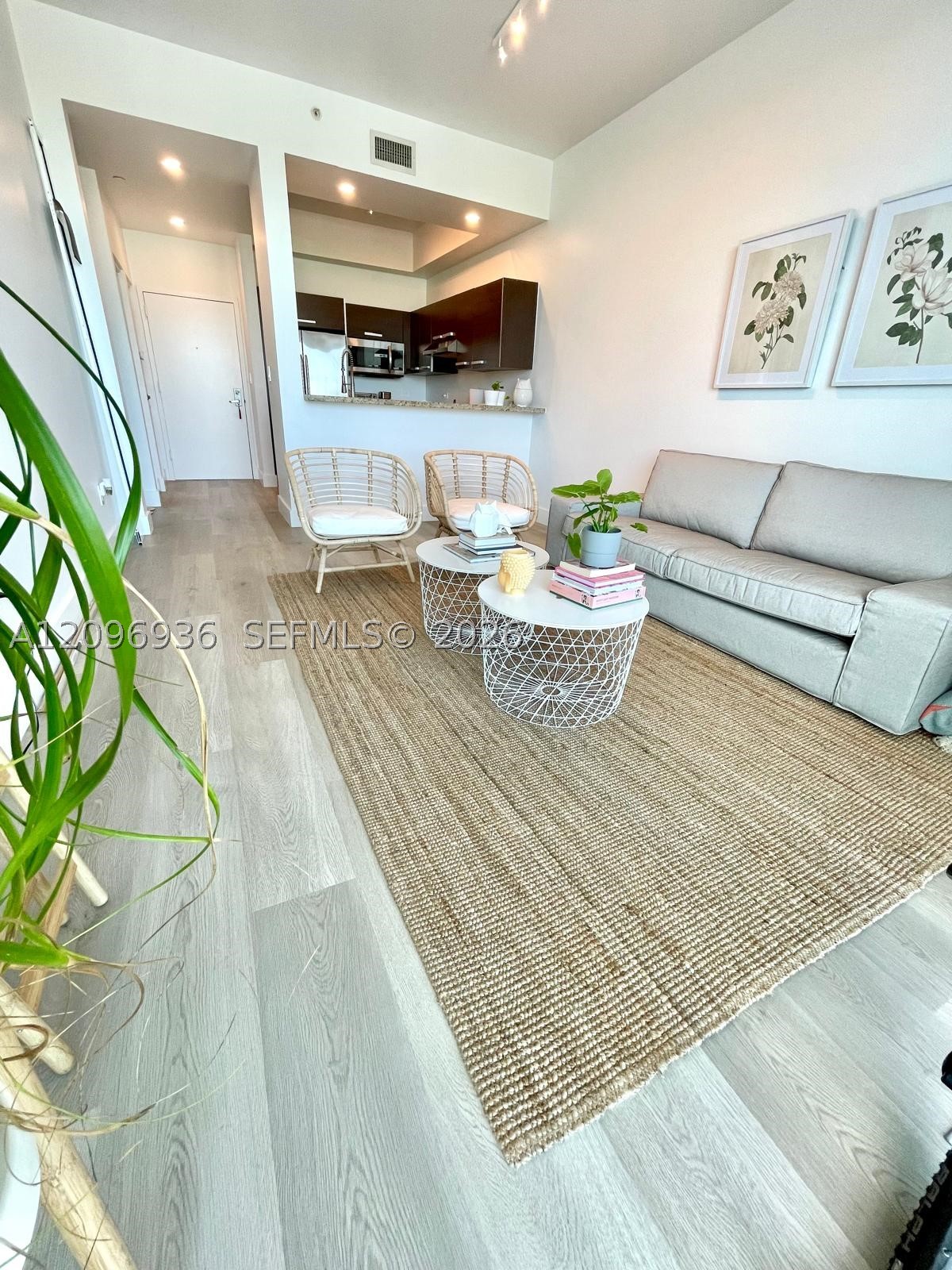 2525 SW 3rd Ave #903, Miami FL 33129