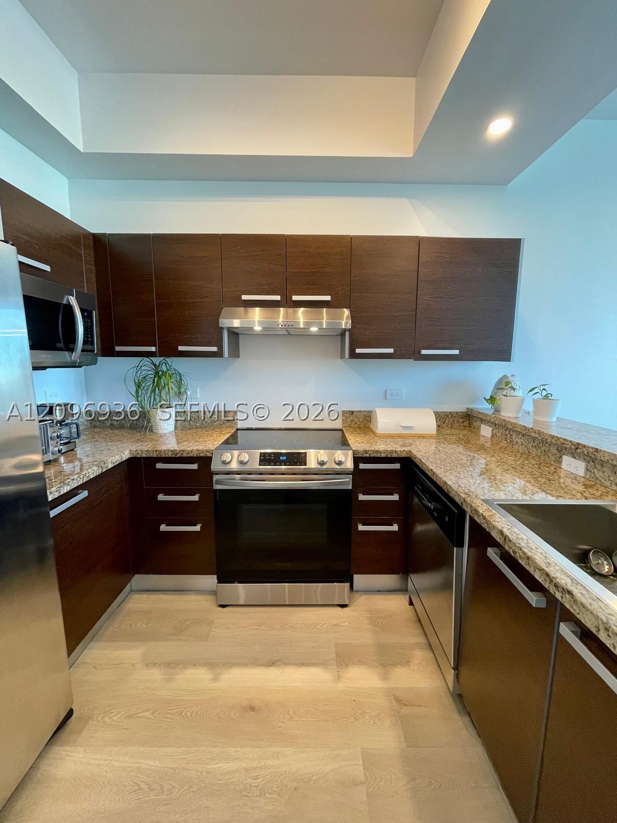 2525 SW 3rd Ave #903, Miami FL 33129