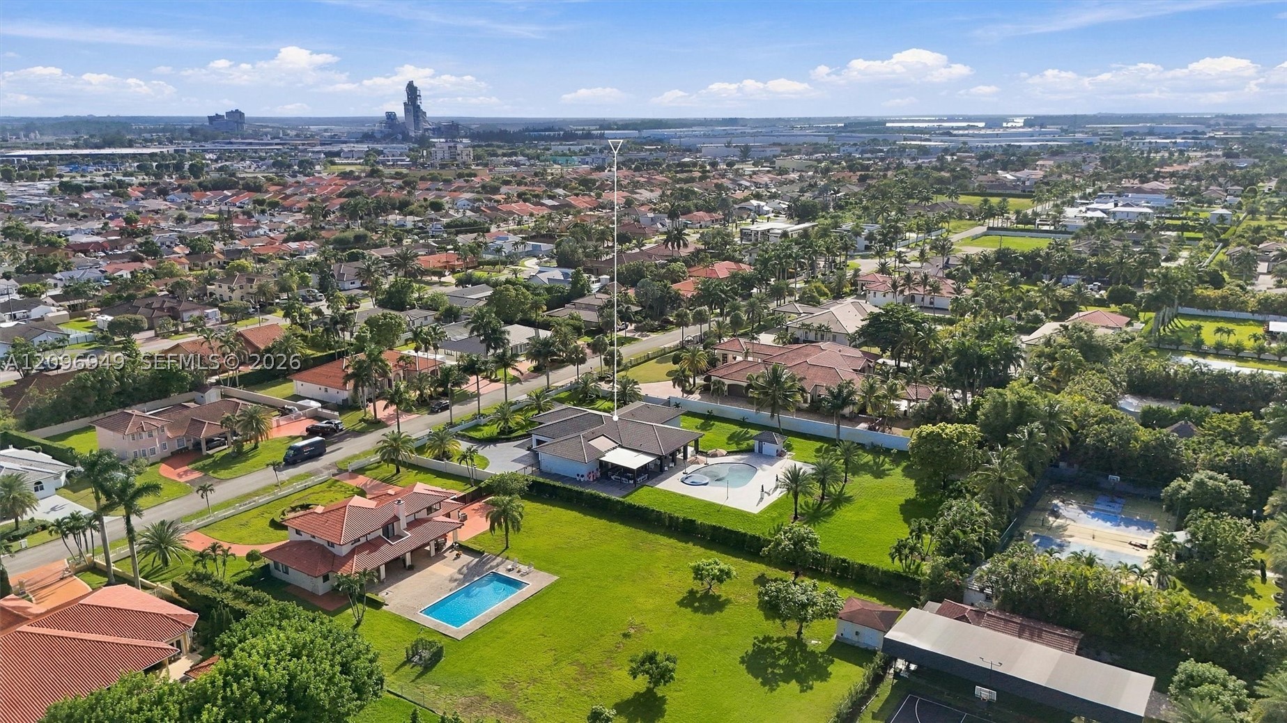 9995 NW 131st St, Hialeah Gardens FL 33018