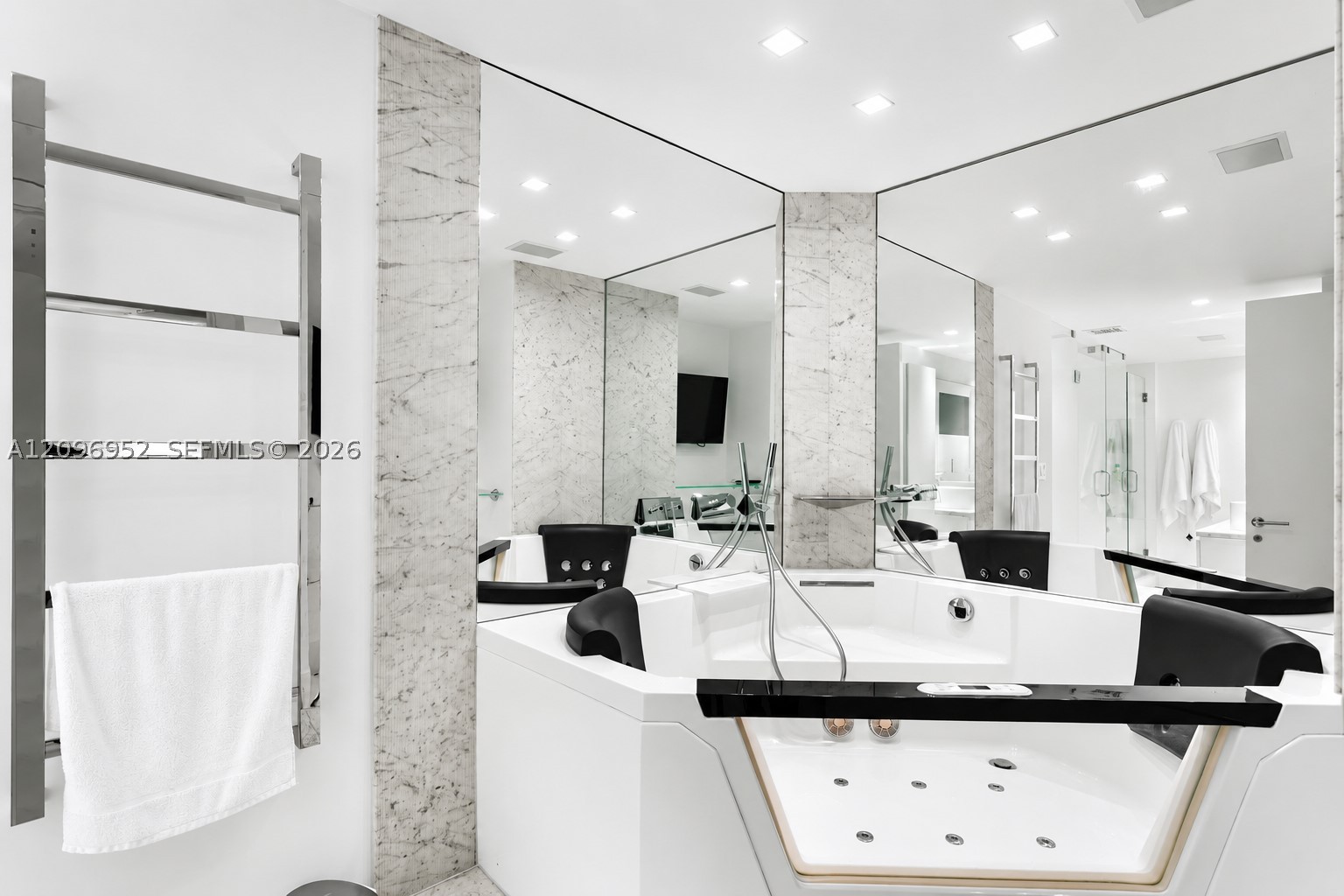 10155 Collins Avenue #1210, Bal Harbour FL 33154
