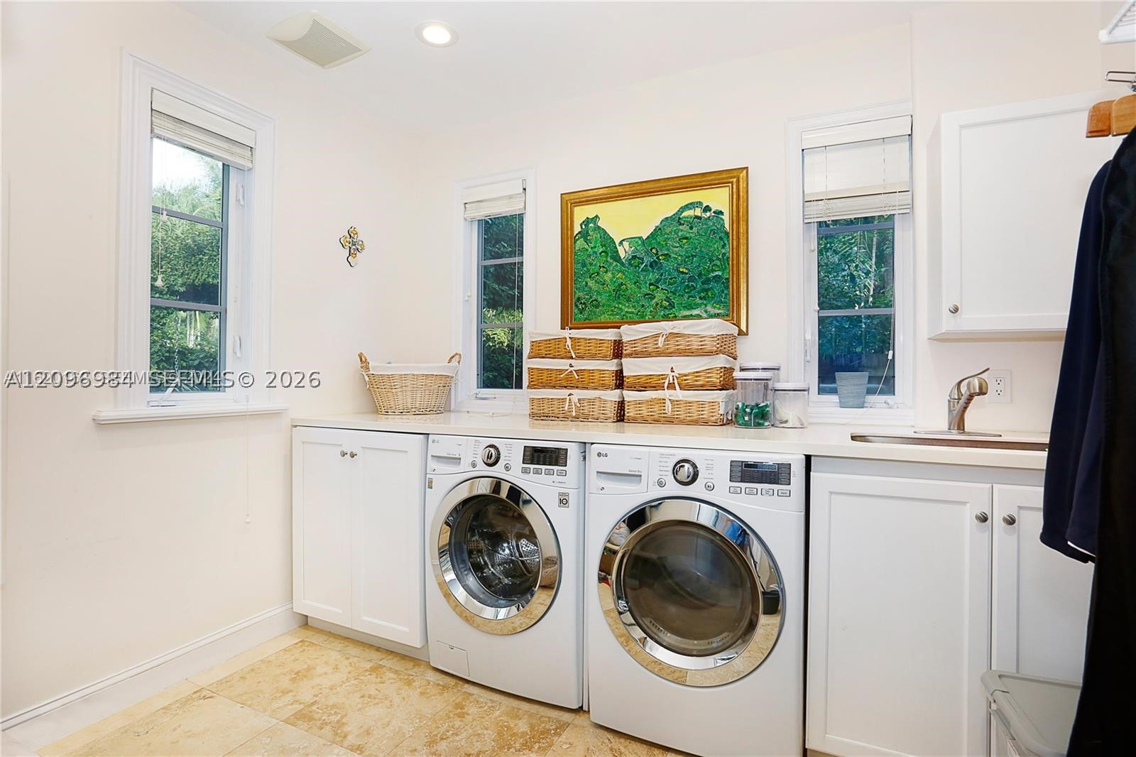 10195 SW 75th Pl, Pinecrest FL 33156