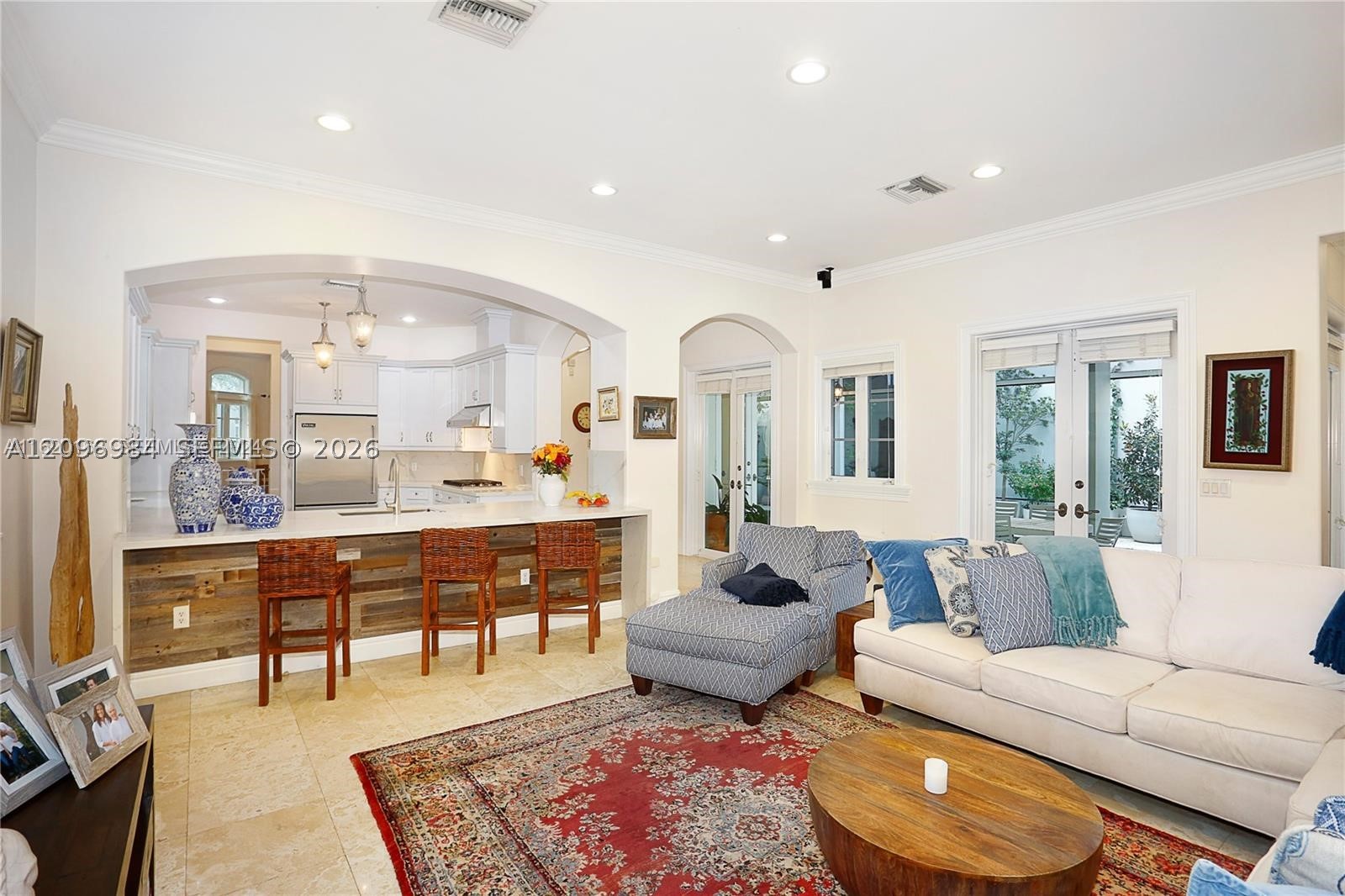 10195 SW 75th Pl, Pinecrest FL 33156