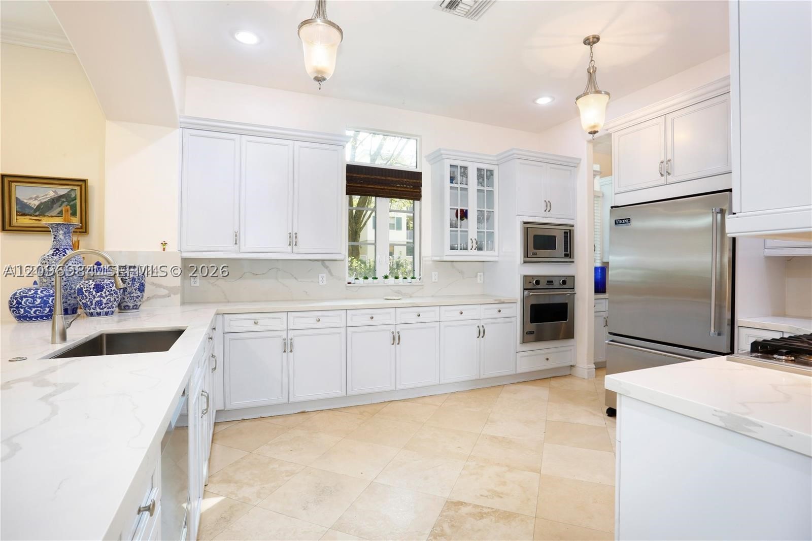 10195 SW 75th Pl, Pinecrest FL 33156