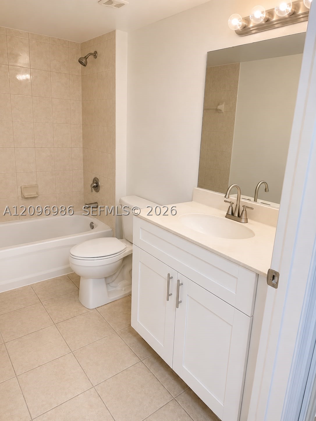 102 SW 6th Ave #507, Miami FL 33130