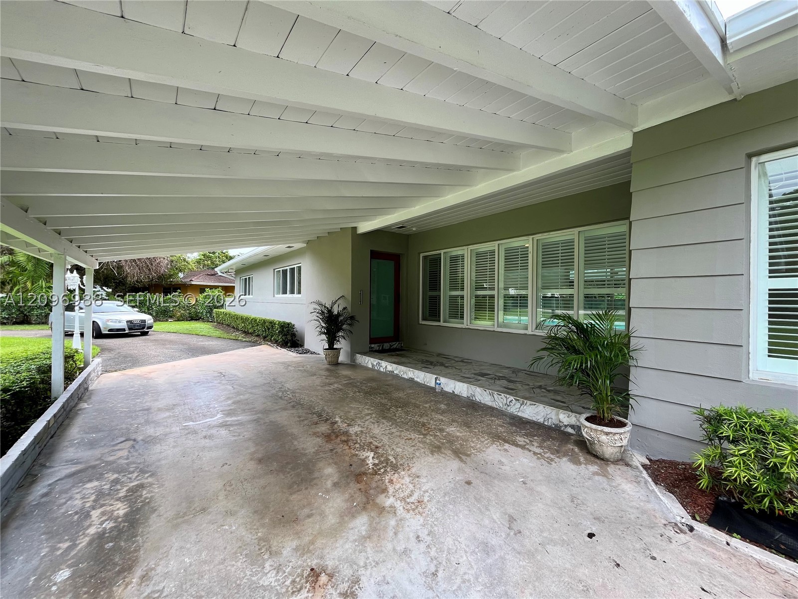6800 SW 124th St, Pinecrest FL 33156