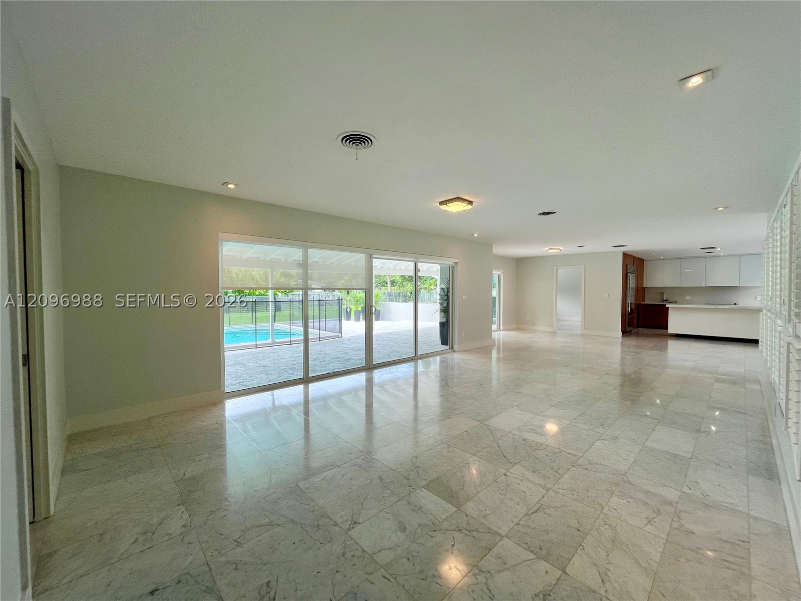 6800 SW 124th St, Pinecrest FL 33156
