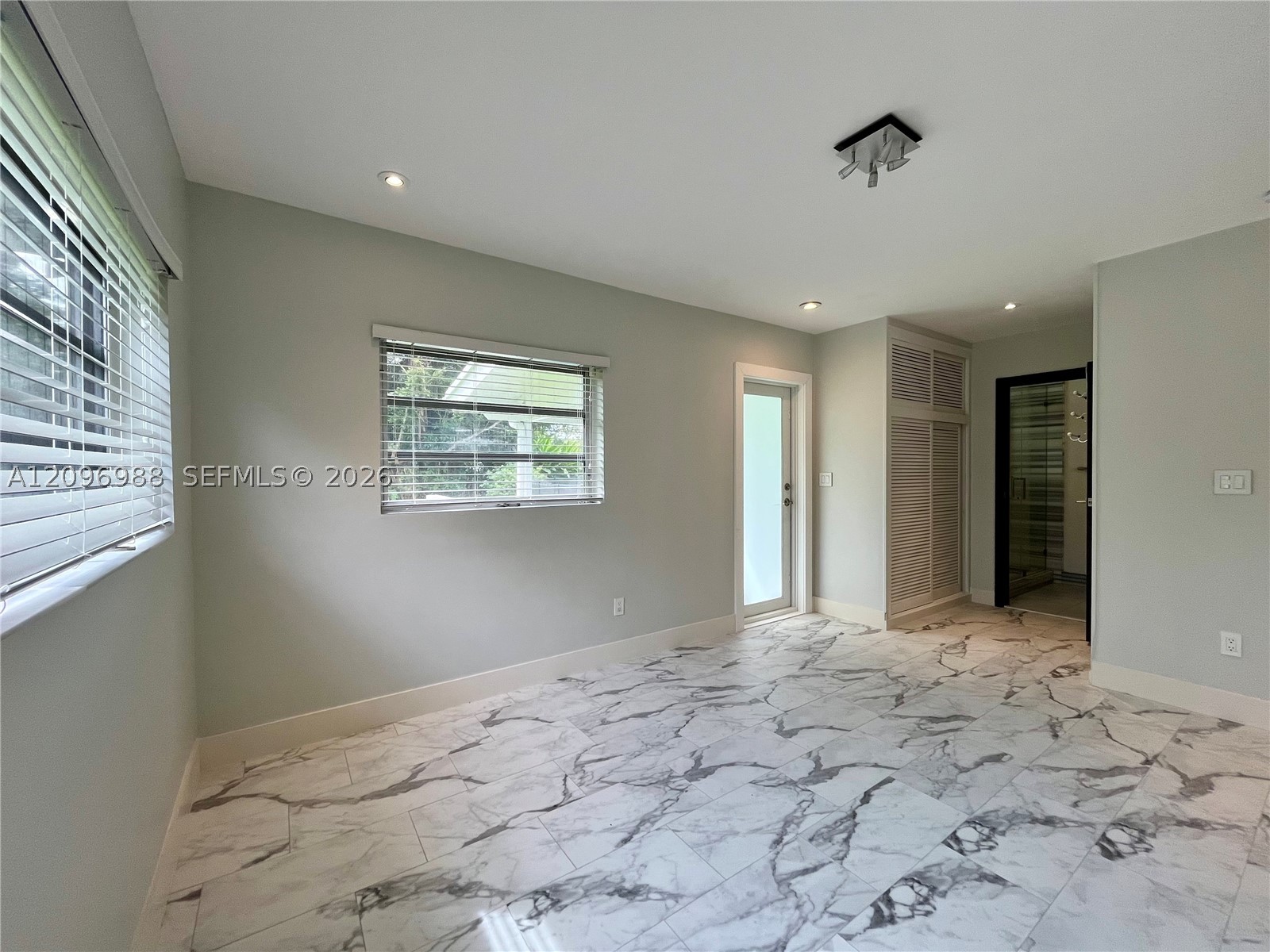 6800 SW 124th St, Pinecrest FL 33156