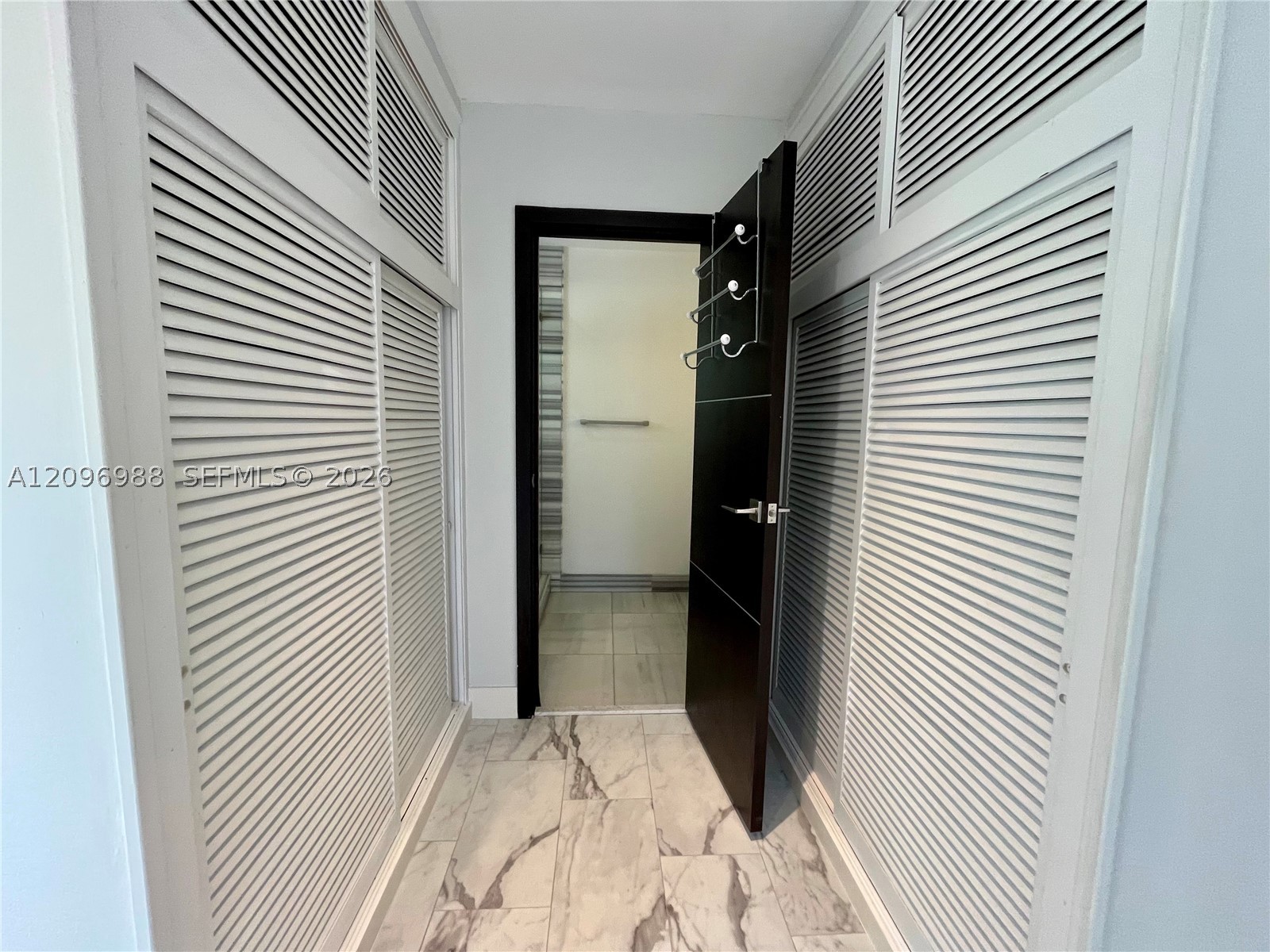 6800 SW 124th St, Pinecrest FL 33156