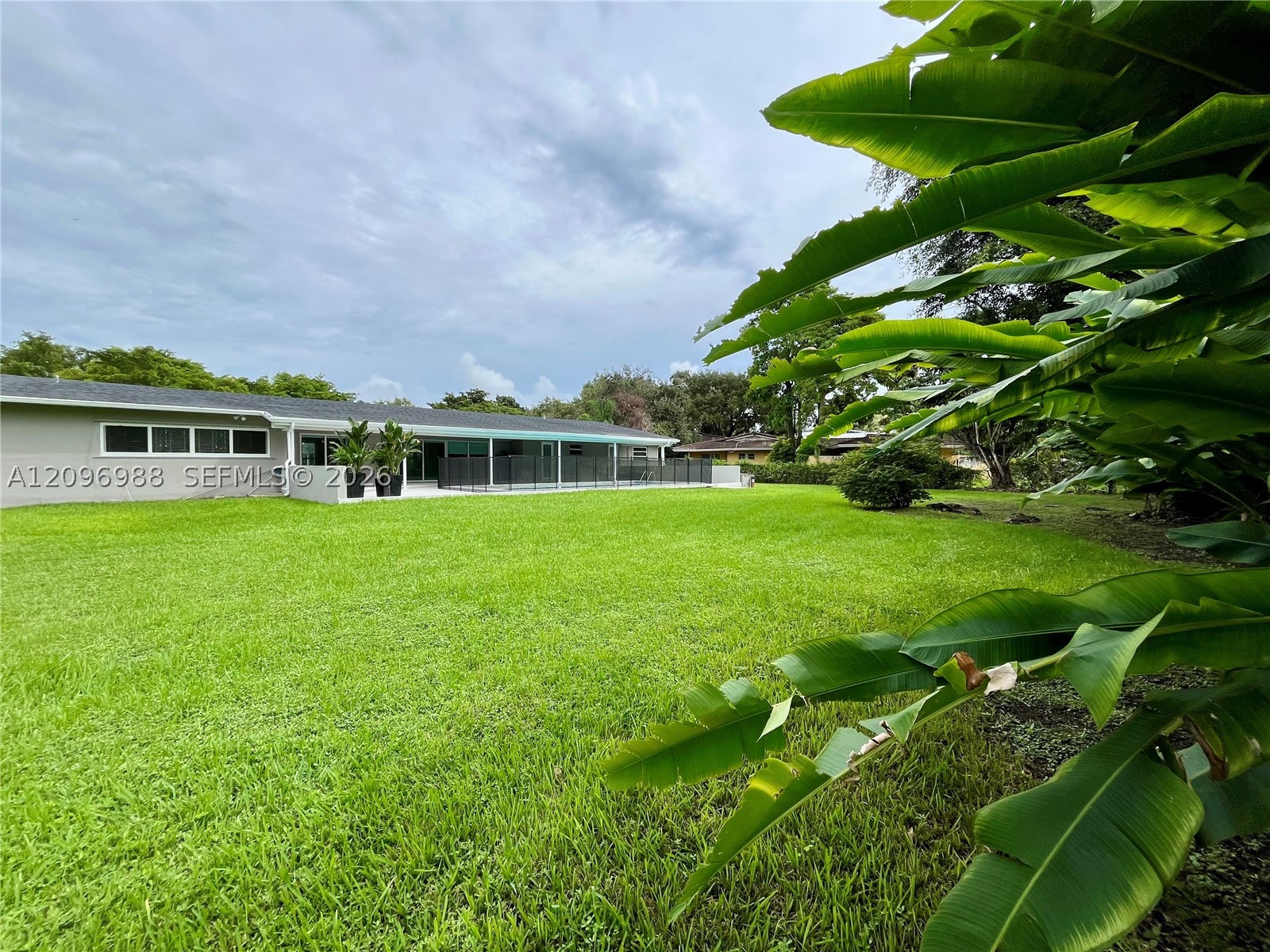 6800 SW 124th St, Pinecrest FL 33156