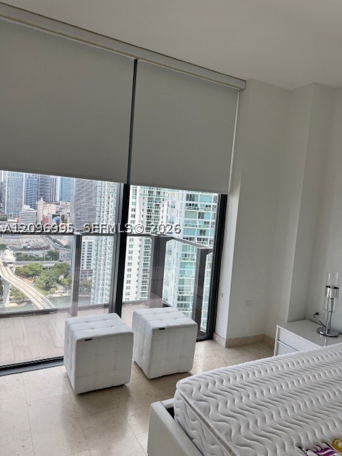 68 SE 6th St #2412, Miami FL 33131
