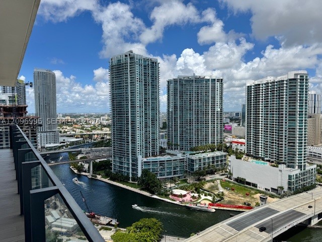 68 SE 6th St #2412, Miami FL 33131