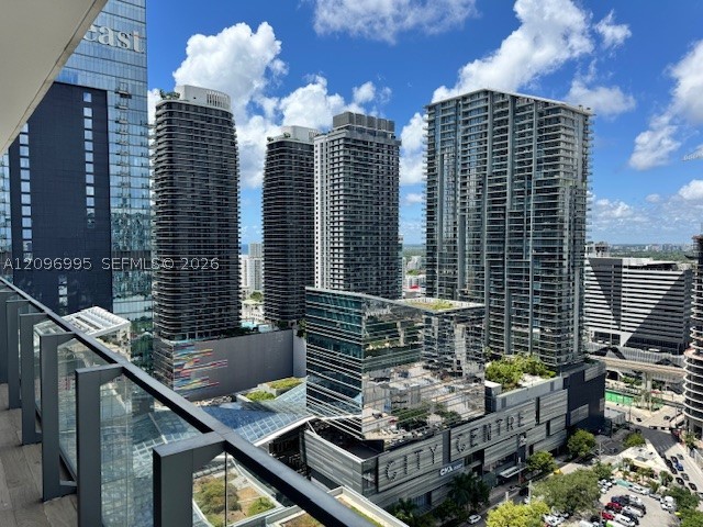 68 SE 6th St #2412, Miami FL 33131