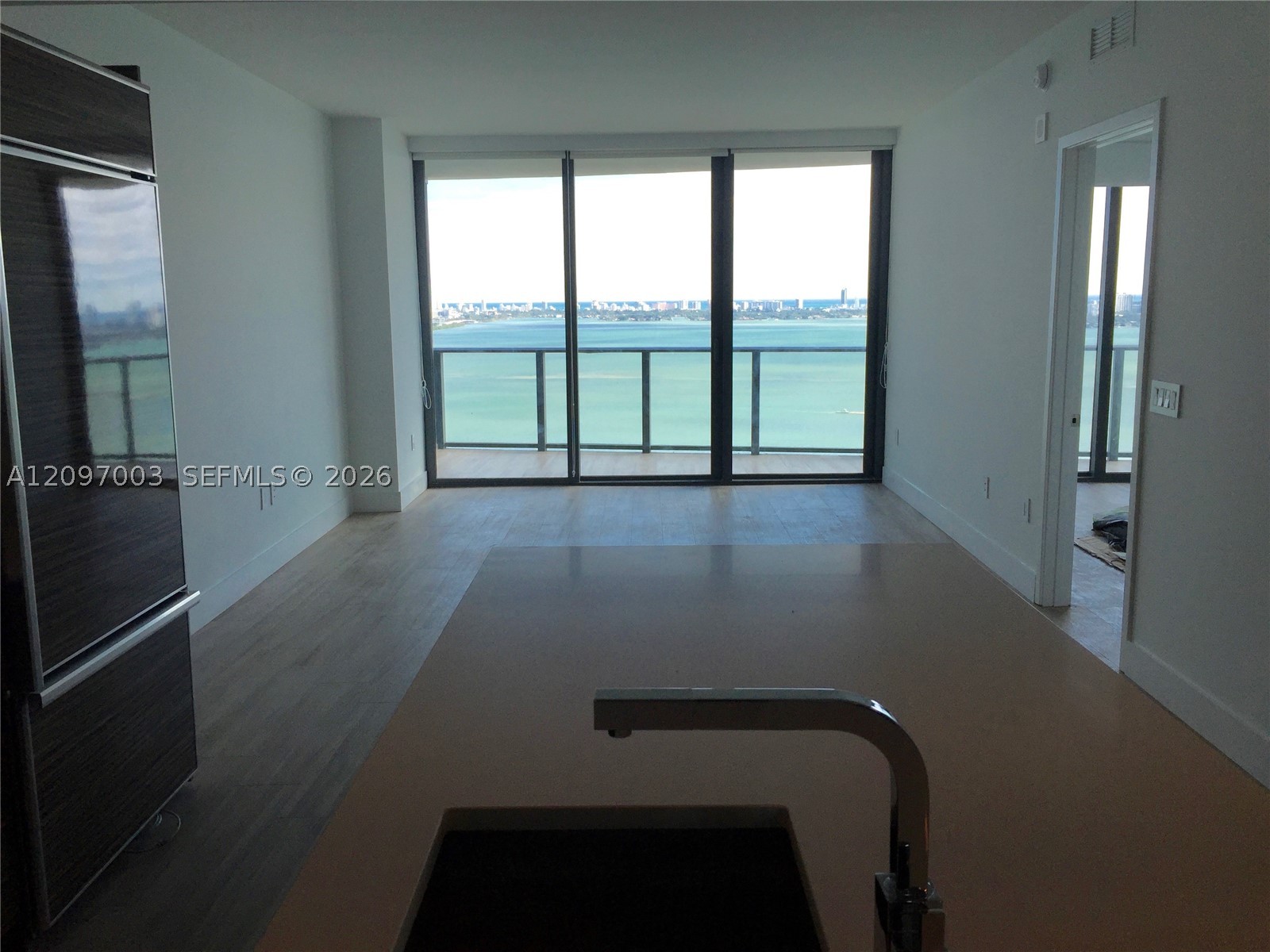 460 NE 28th St #3104, Miami FL 33137