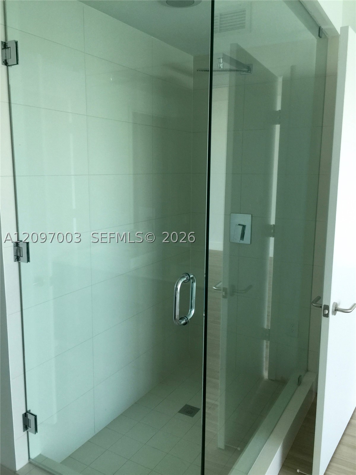 460 NE 28th St #3104, Miami FL 33137