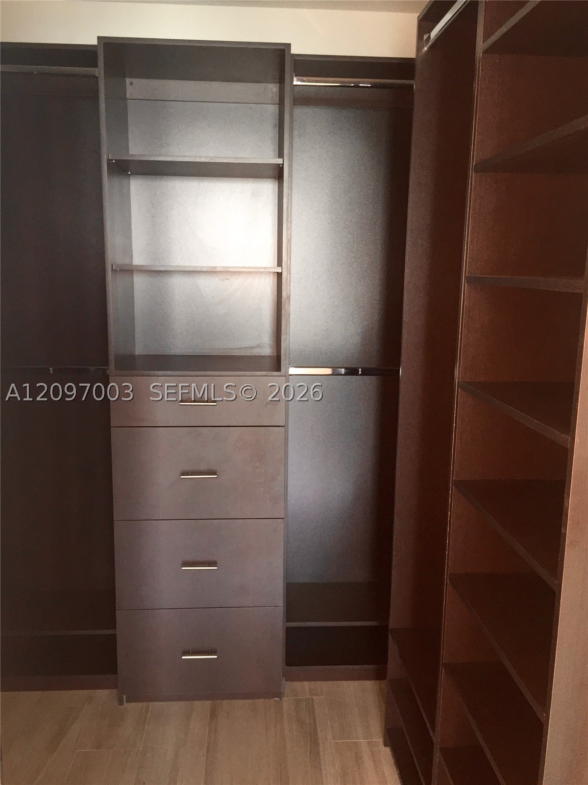 460 NE 28th St #3104, Miami FL 33137