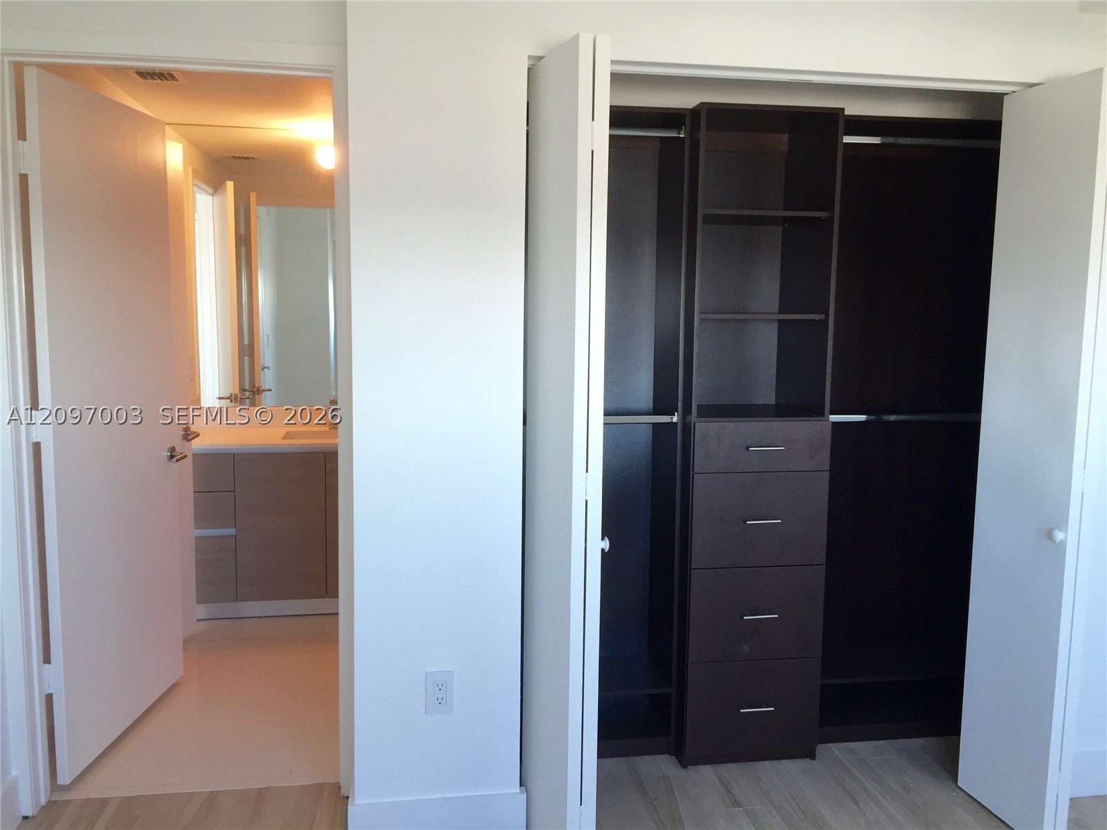 460 NE 28th St #3104, Miami FL 33137