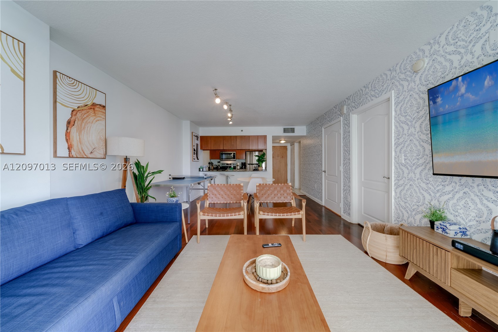 1200 Brickell Bay Dr #1705, Miami FL 33131