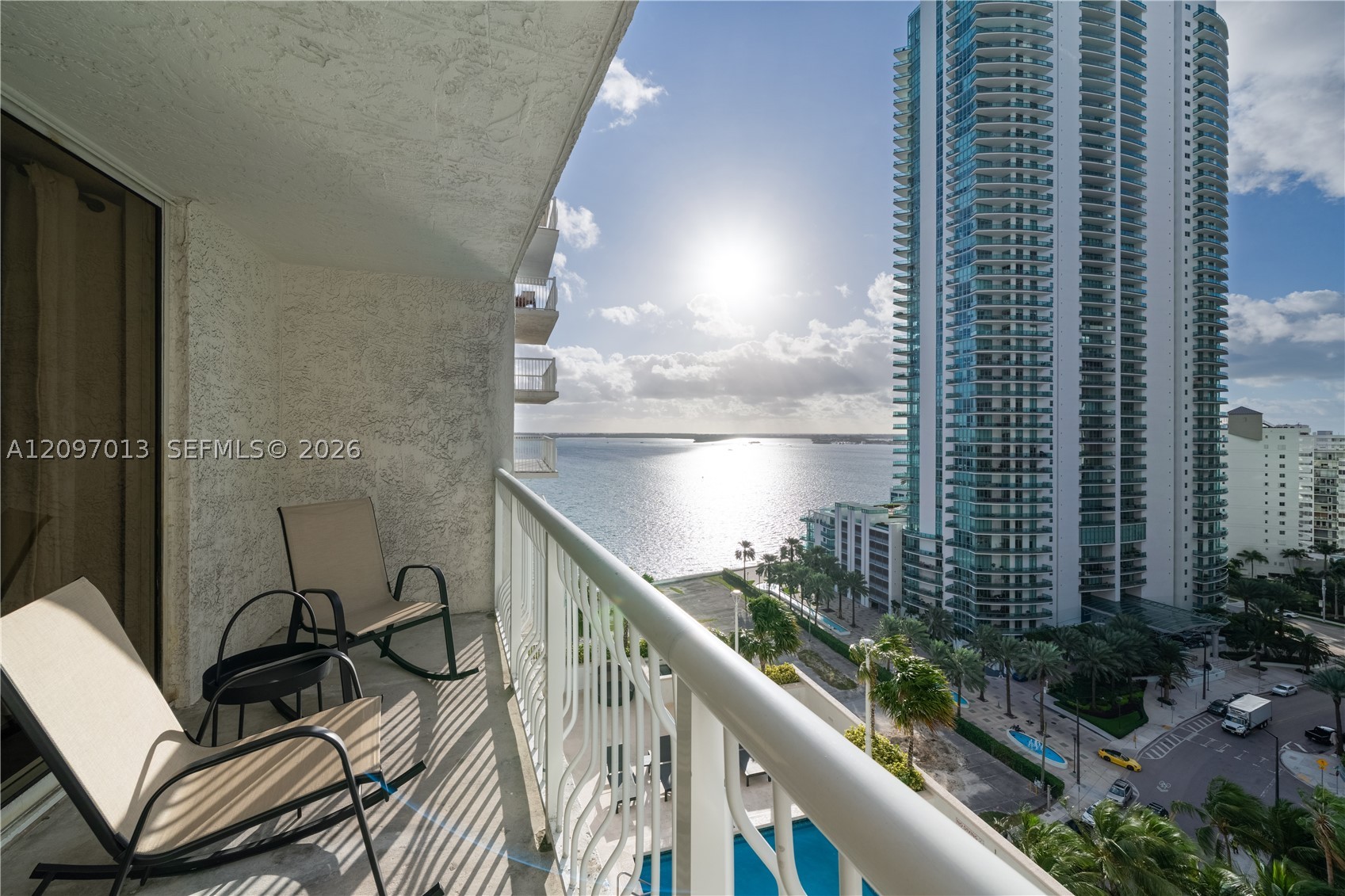 1200 Brickell Bay Dr #1705, Miami FL 33131