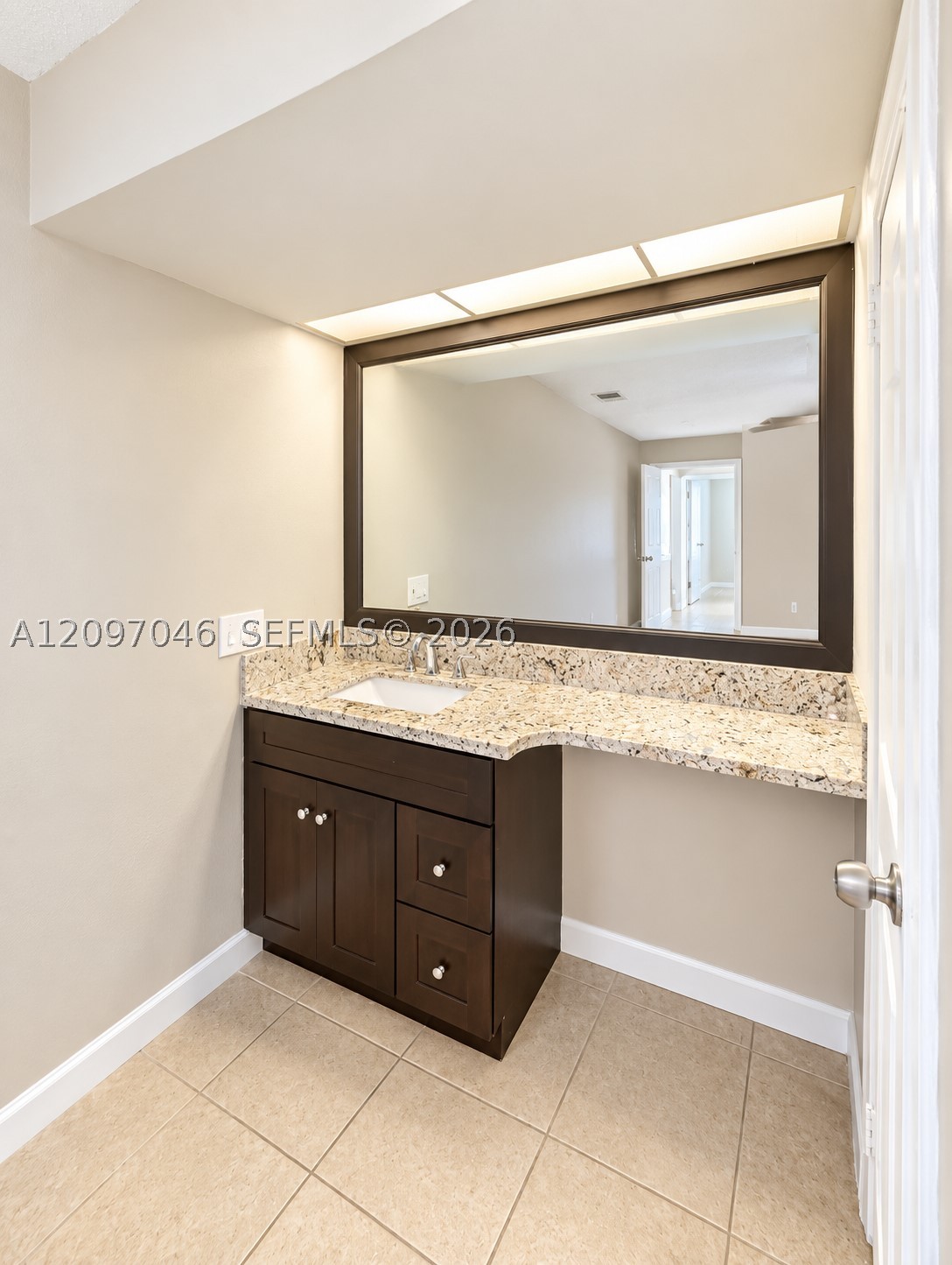 8521 NW 25th St, Sunrise FL 33322