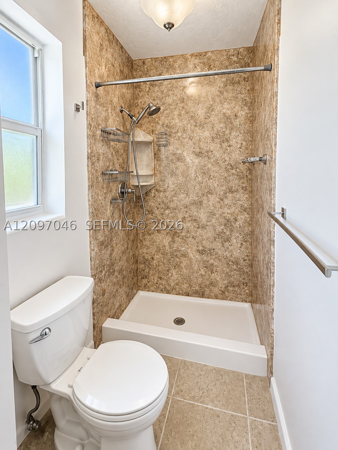 8521 NW 25th St, Sunrise FL 33322