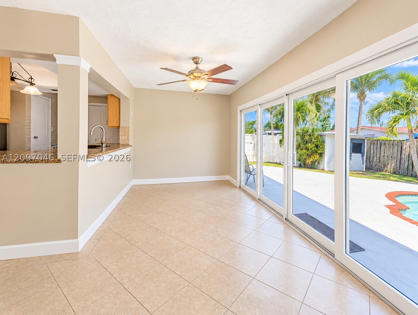 8521 NW 25th St, Sunrise FL 33322
