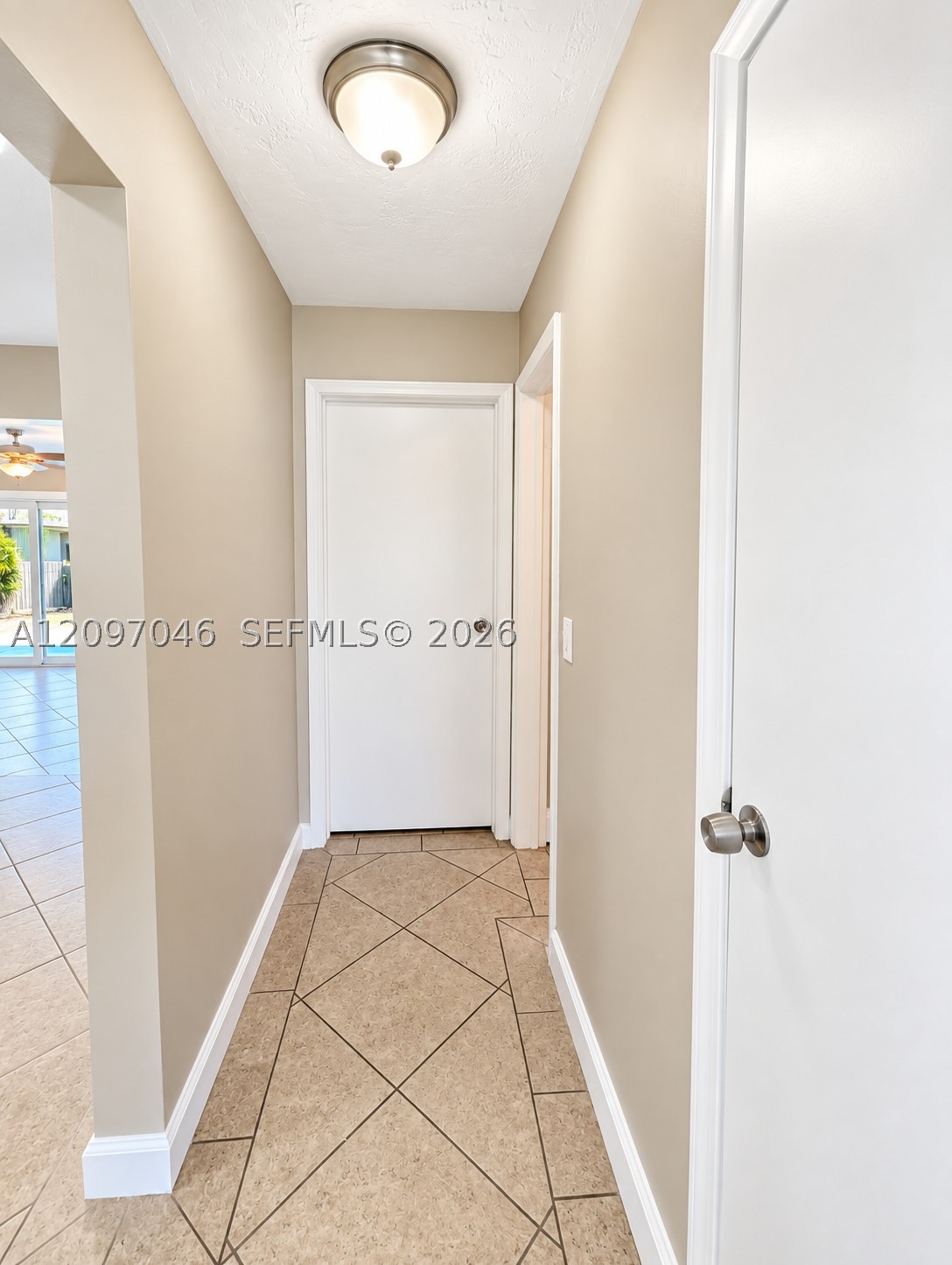 8521 NW 25th St, Sunrise FL 33322