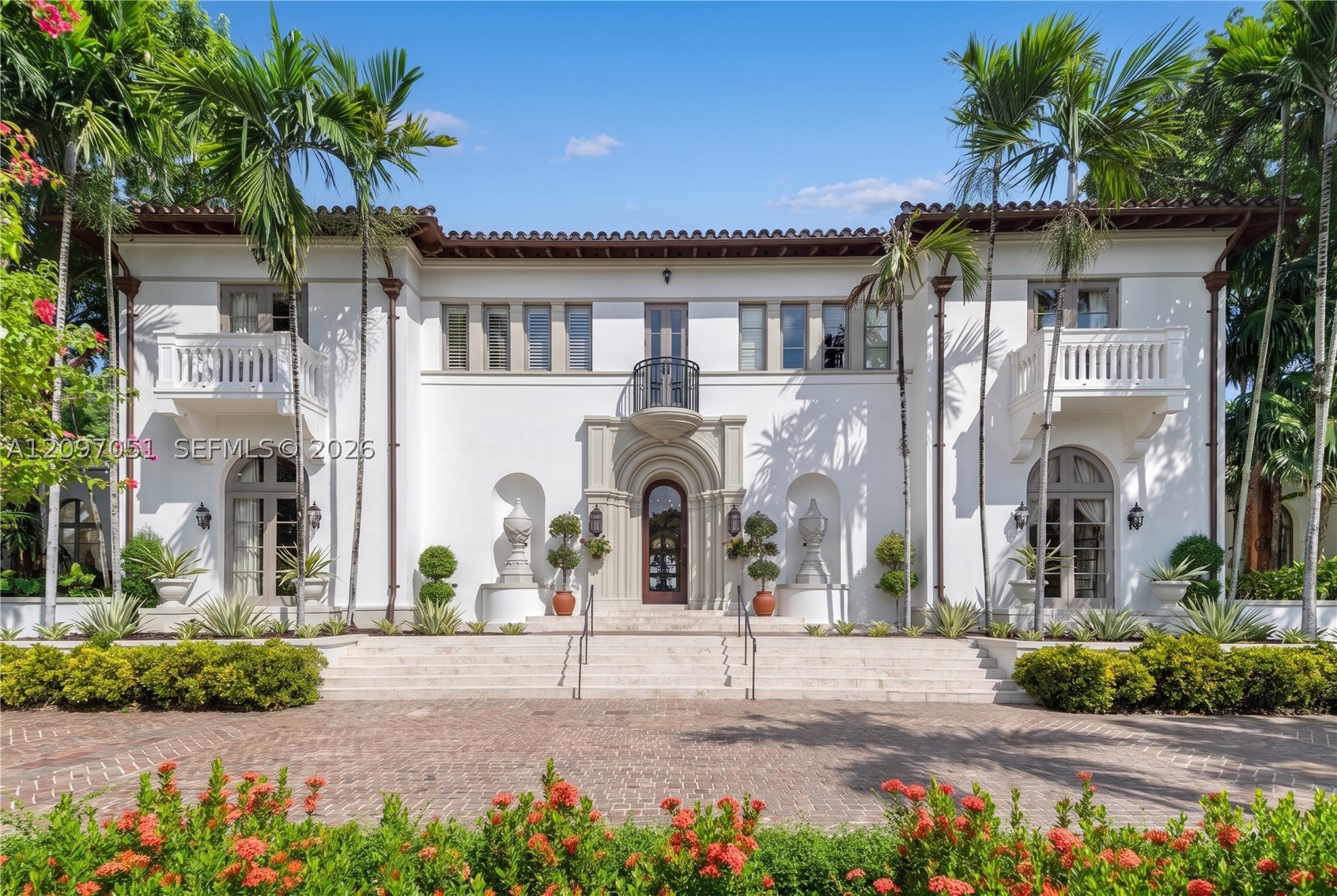 8901 Arvida Ln, Coral Gables FL 33156
