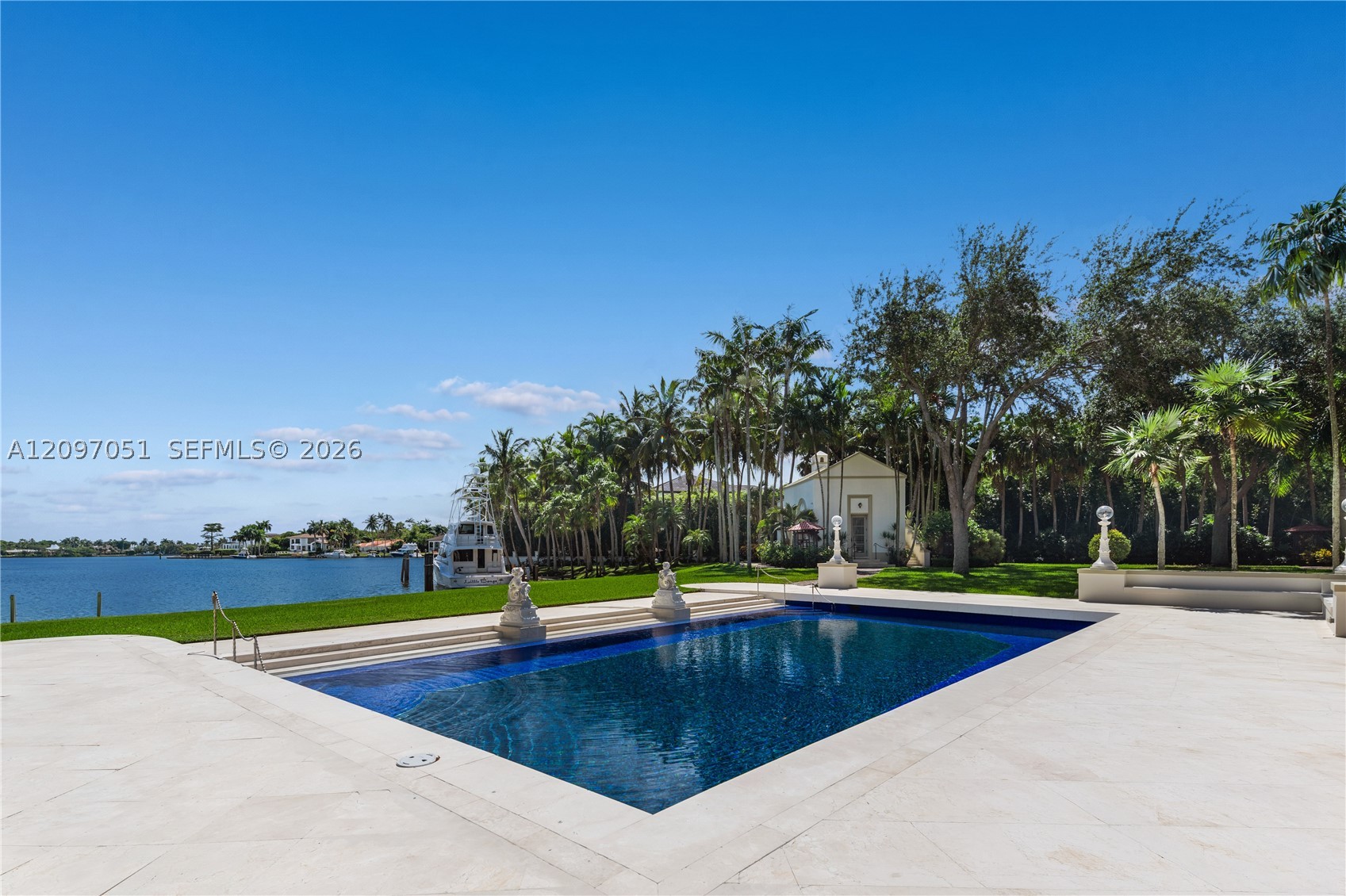 8901 Arvida Ln, Coral Gables FL 33156