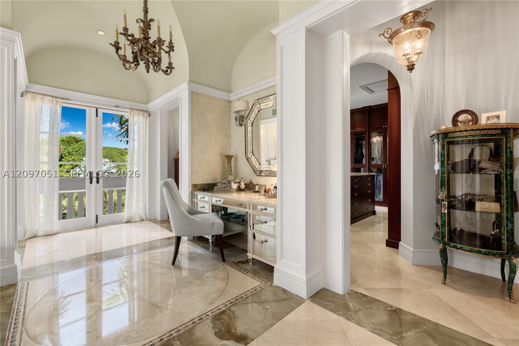 8901 Arvida Ln, Coral Gables FL 33156