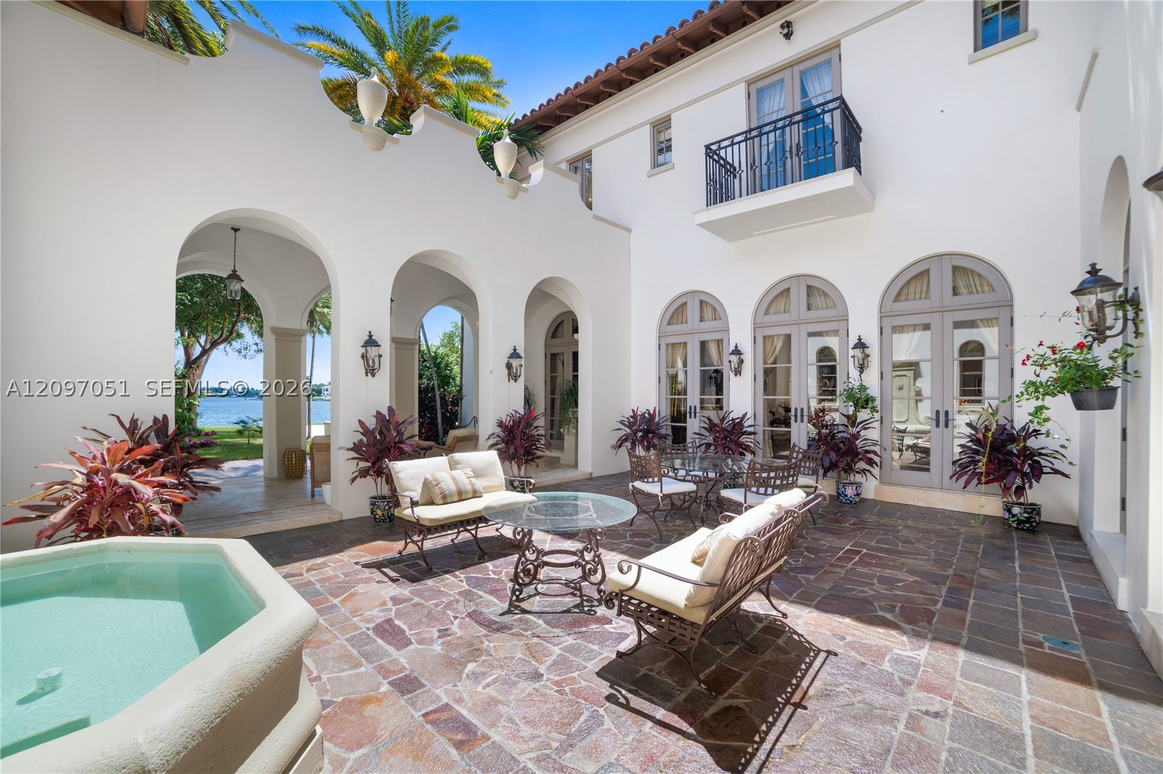 8901 Arvida Ln, Coral Gables FL 33156