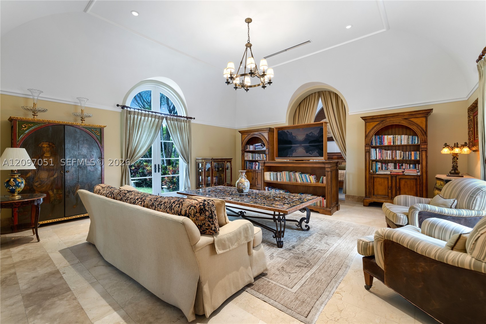 8901 Arvida Ln, Coral Gables FL 33156