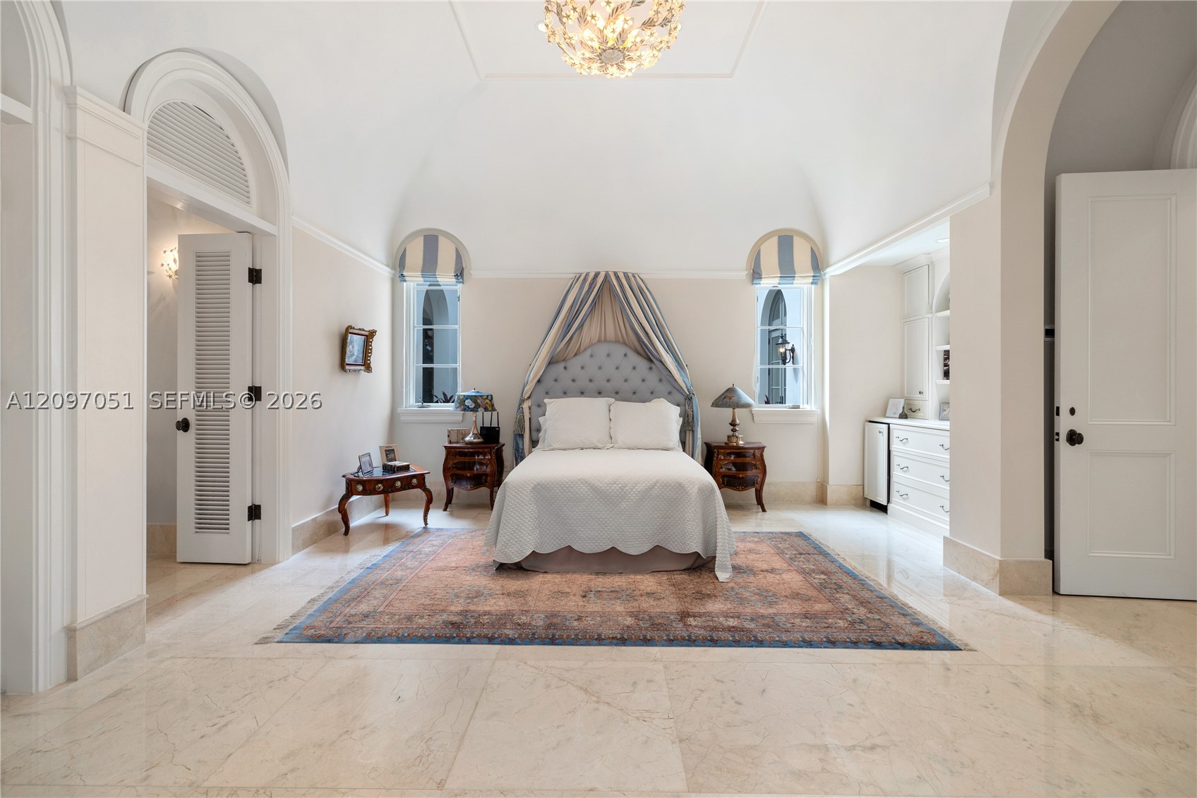 8901 Arvida Ln, Coral Gables FL 33156