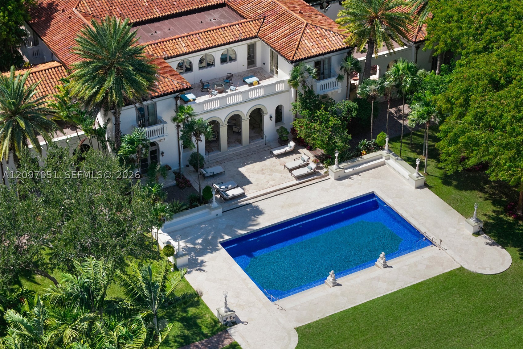 8901 Arvida Ln, Coral Gables FL 33156