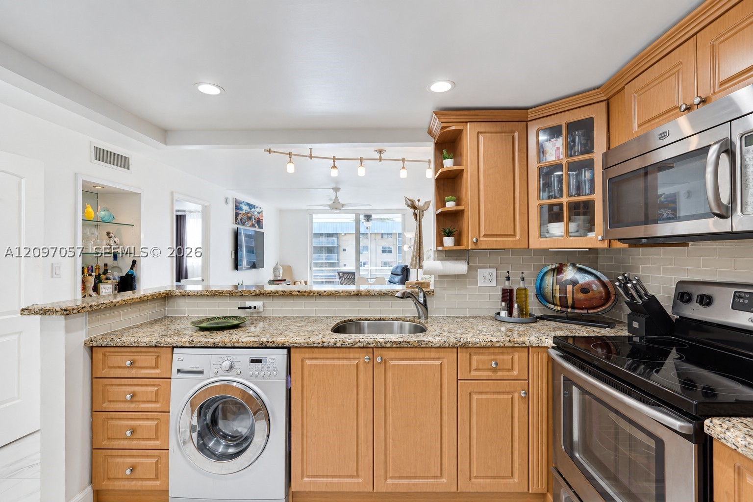 3750 NE 170th St #303, North Miami Beach FL 33160