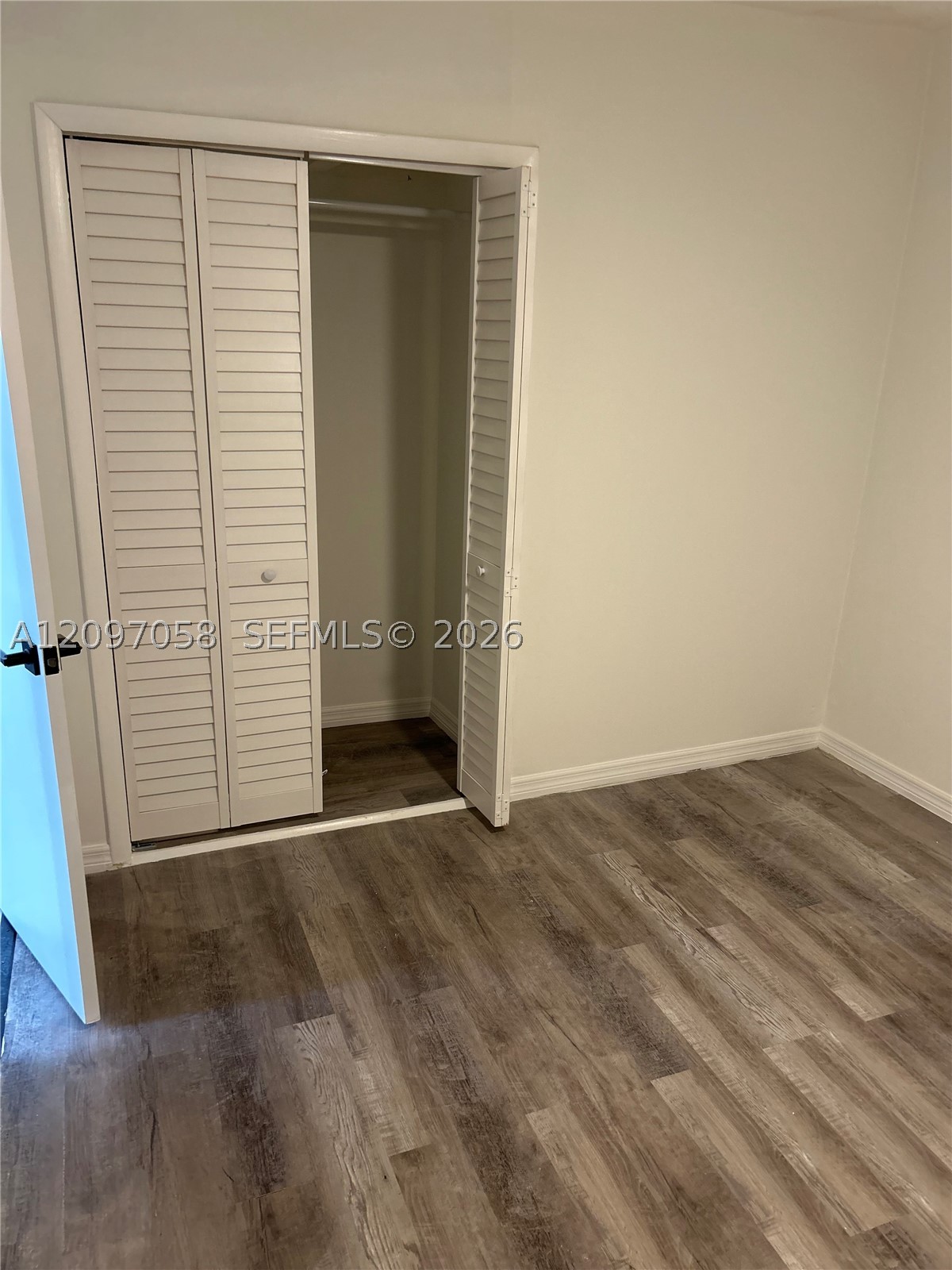 3500 NW 16th St, Miami FL 33125