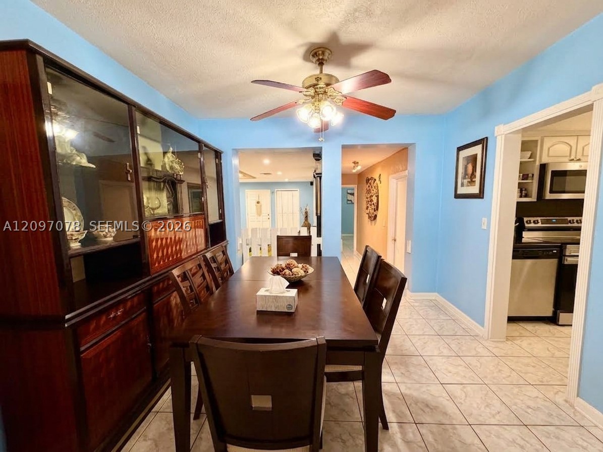 4450 SW 2nd St, Miami FL 33134