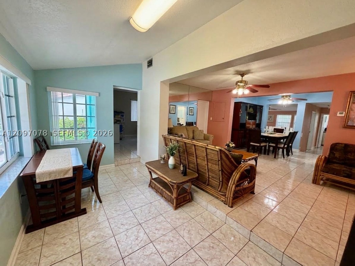 4450 SW 2nd St, Miami FL 33134