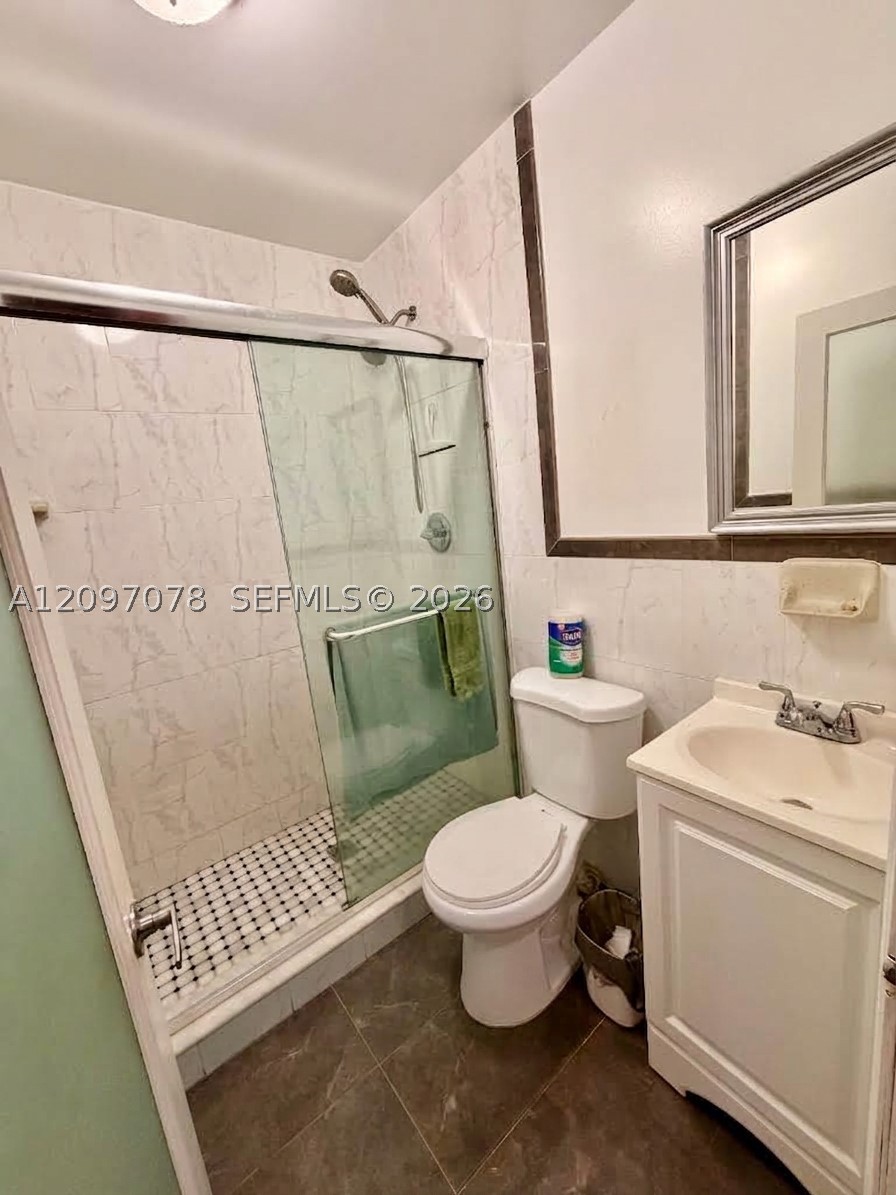 4450 SW 2nd St, Miami FL 33134