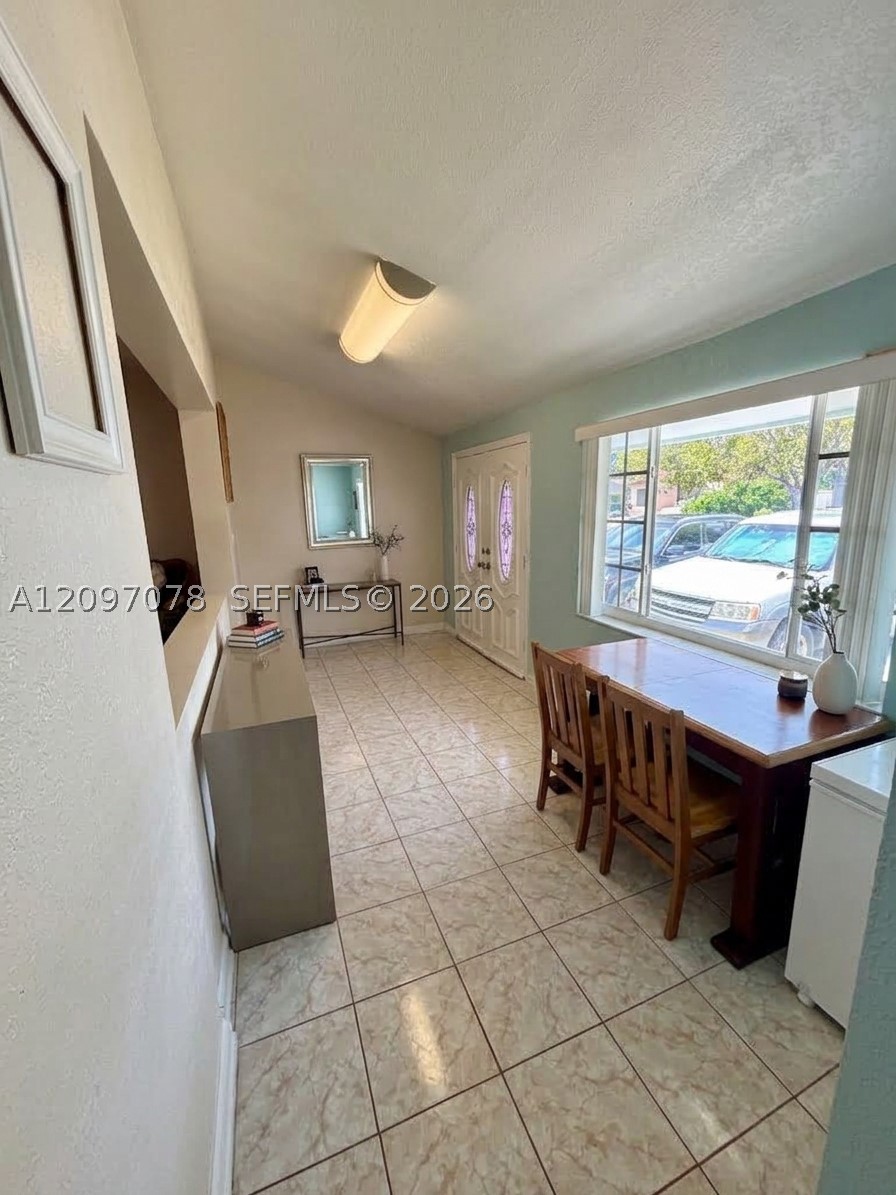 4450 SW 2nd St, Miami FL 33134